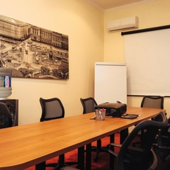 Гостиница A