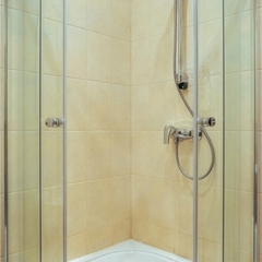 Гостиница A