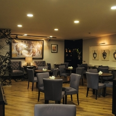 Гостиница A