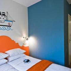 Хостел Graffiti L, Санкт-Петербург, Ленинградская область