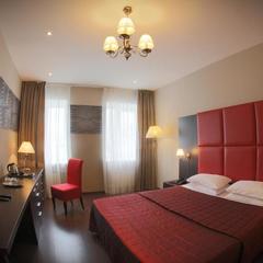 Отель LoveHotel Landorff, Санкт-Петербург, Ленинградская область