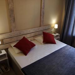 Гостиница Sweet Village, Санкт-Петербург, Ленинградская область