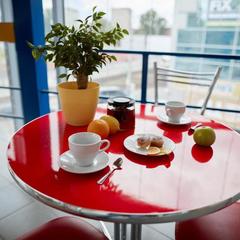 Гостиница ZBest hotels Айсберг Саратов, Саратов, Саратовская область