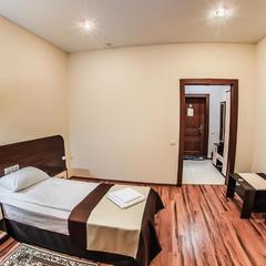 Гостиничный комплекс Brother