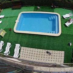 Гостевой дом Черное шале, Лоо, Краснодарский край