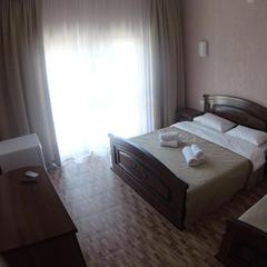 Гостевой дом Черное шале, Лоо, Краснодарский край