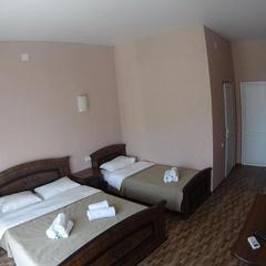 Гостевой дом Черное шале, Лоо, Краснодарский край