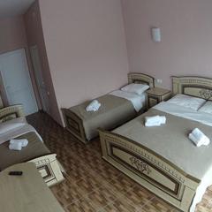 Гостевой дом Черное шале, Лоо, Краснодарский край