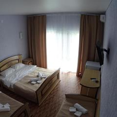 Гостевой дом Черное шале, Лоо, Краснодарский край