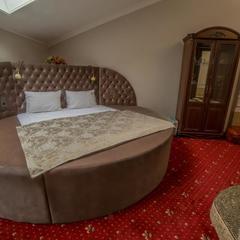 Гостиница Губернаторъ, Тверь, Тверская область