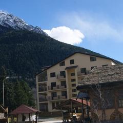 Гостиница Йети хаус, Теберда, Республика Карачаево-Черкесия 