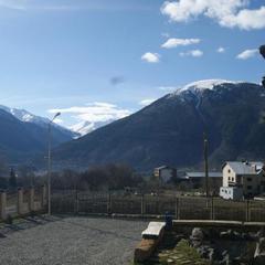 Гостиница Йети хаус, Теберда, Республика Карачаево-Черкесия 