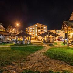 Гостиница Йети хаус, Теберда, Республика Карачаево-Черкесия 