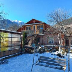 Гостевой дом У Горной реки, Теберда, Республика Карачаево-Черкесия 