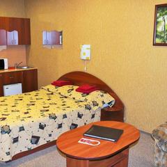 Гостиница Старый Дом, Тихвин, Ленинградская область