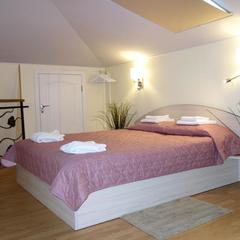 Гостиница Старый Дом, Тихвин, Ленинградская область