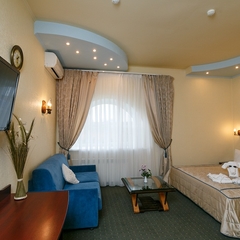 Гостинично-ресторанный комплекс Соловьиная роща, Тюмень, Тюменская область