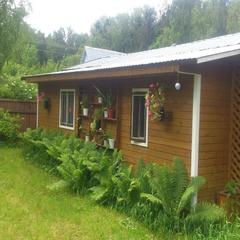 Гостевой дом Зеленая Жемчужина, Устюжна, Вологодская область