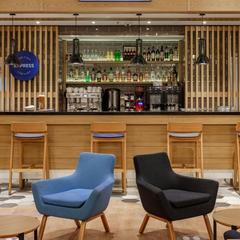 Отель Holiday Inn Express - Аэропорт Шереметьево, Химки, Московская область