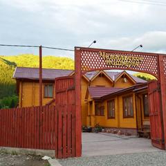 База отдыха Чемальское подворье, Чемал, Республика Алтай