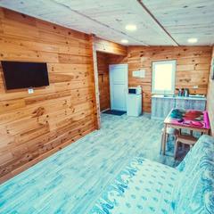 Эко-отель Медведь и Ягодка, Чепош, Республика Алтай