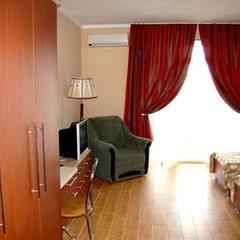 Гостевой двор Яхонт, Черноморское, Крым