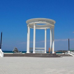 Усадьба Рыцаря Эдварда Остера. Дом дракона, Черноморское, Крым