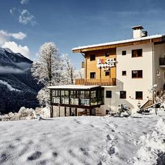 Отель Boogelwoogel Bar Роза Хутор, Роза Хутор, Краснодарский край