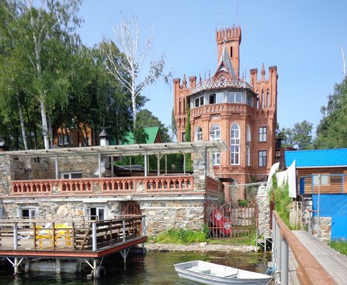 Замок на озере Увильды — фото 2