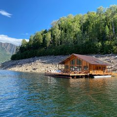 Плавбаза Капитан, Поселок Майна, Республика Хакасия