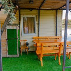 Плавбаза Рыбный дом, Иванчуг, Астраханская область