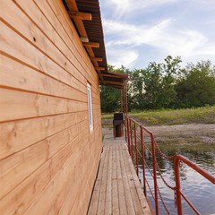 Плавбаза Рыбный дом, Иванчуг, Астраханская область