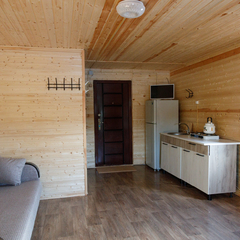 Плавбаза Рыбный дом, Иванчуг, Астраханская область