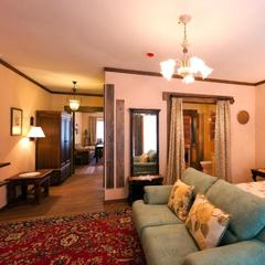 Отель Art-Hotel Chalet Apartments, Звенигород, Московская область