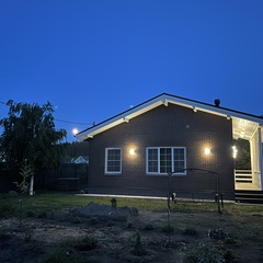 Частный дом  с камином и сауной у озера, Ленинградская область