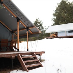 Глэмпинг Йети на комете, Светлое, Ленинградская область