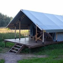 Глэмпинг Йети на комете, Светлое, Ленинградская область