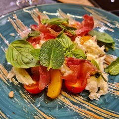 Глэмпинг Vazuza Love, Гагаринский район, Смоленская область