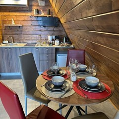 Загородный клуб По Щучьему Велению Коричневый домик в стиле A-Frame с чаном, Новая Усмань, Воронежская область