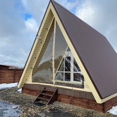 Загородный клуб По Щучьему Велению Коричневый домик в стиле A-Frame с чаном, Новая Усмань, Воронежская область