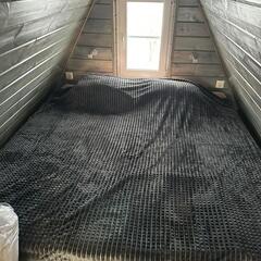 Загородный клуб По Щучьему Велению, серый домик A-Frame на берегу реки, Новая Усмань, Воронежская область