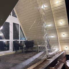 Загородный клуб По Щучьему Велению, коричневый домик в стиле A-Frame с чаном, Новая Усмань, Воронежская область