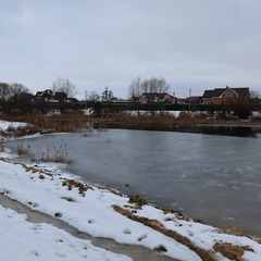 Загородный клуб По Щучьему Велению, коричневый домик в стиле A-Frame с чаном, Новая Усмань, Воронежская область