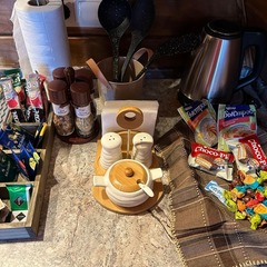 Загородный клуб По Щучьему Велению, коричневый домик в стиле A-Frame с чаном, Новая Усмань, Воронежская область