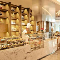 Отель Fairmont Hotel at Flame Towers, Баку