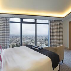 Отель Fairmont Hotel at Flame Towers, Баку