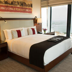 Отель Fairmont Hotel at Flame Towers, Баку