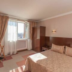 Гостиница Кристалл 3*, Дмитров, Московская область