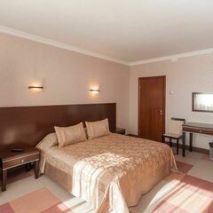 Гостиница Кристалл 3*, Дмитров, Московская область