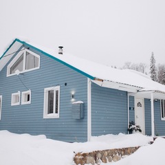 Коттедж Панорама. Дом с панорамными окнами и видом на лес, Республика Карелия